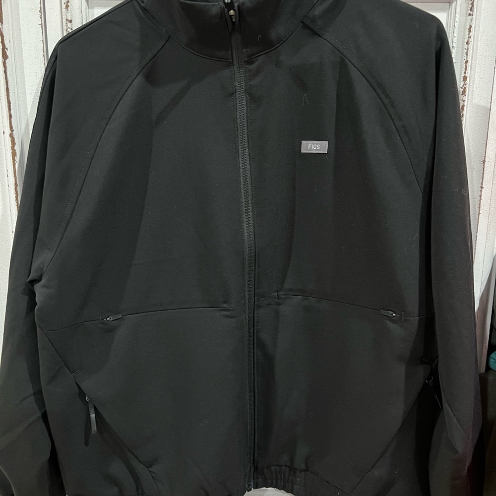 FIGS Women’s Black Windbreaker Jacket NEW